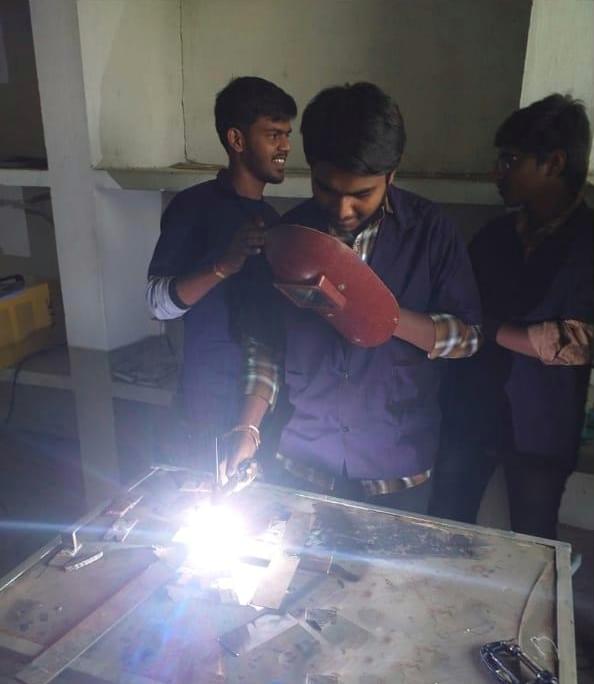 Ellenki College of Engineering and Technology Hyderabad Facilities photo 21